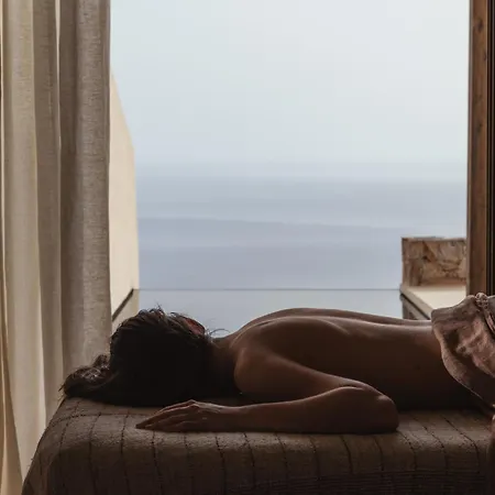 Hotell Gundari Petousis