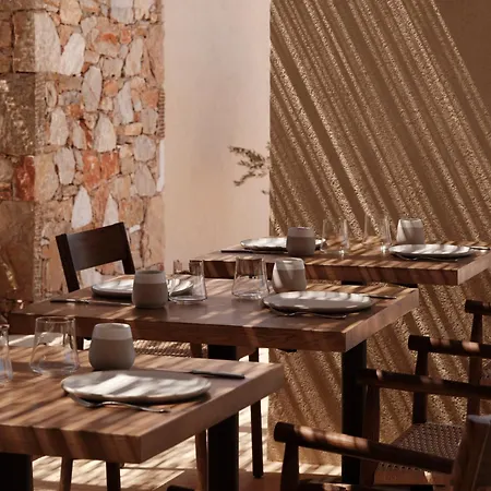 Gundari Hotel