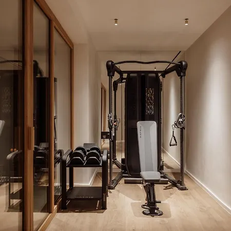 Gundari Hotell Petousis