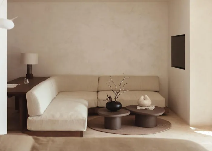 Gundari Отель Petousis